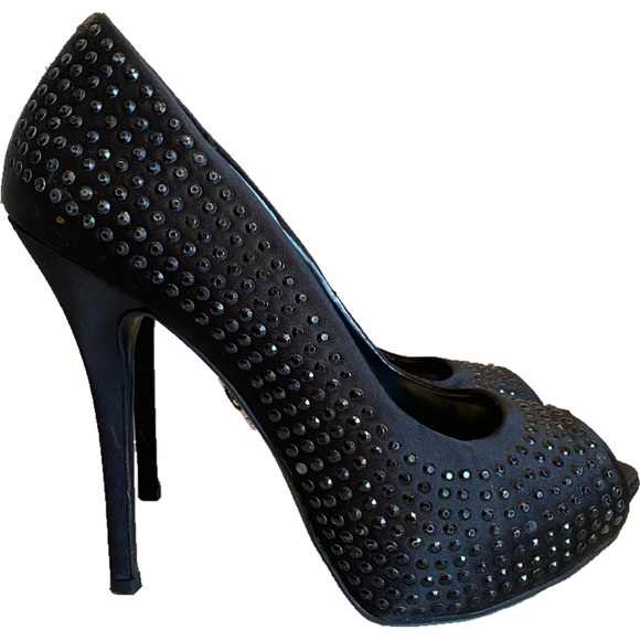 Jennifer Lopez Shoes - Jennifer Lopez Bejeweled Black High Heels Size 6.5 JL Blinger